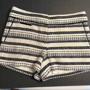 Loft The Riviera short‎ black & white striped thick and lined material women's 6